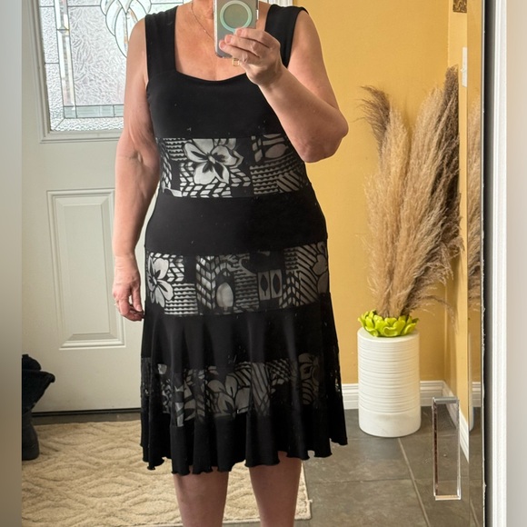 Joseph Ribkoff black dress. - Picture 5 of 5